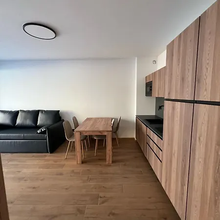 Yugogo Petrarca 1 - Bilocale Con Balcone, Centro