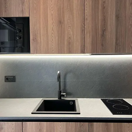 Yugogo Petrarca 1 - Bilocale Con Balcone, Centro Trient