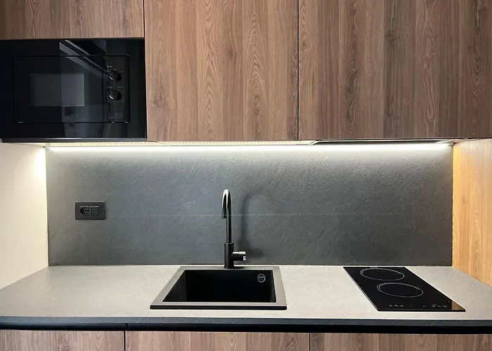 Yugogo Petrarca 1 - Bilocale Con Balcone, Centro 特伦托