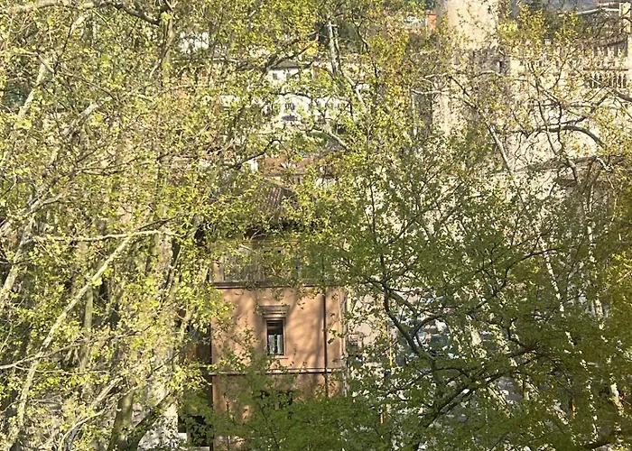 Yugogo Petrarca 1 - Bilocale Con Balcone, Centro * 特伦托