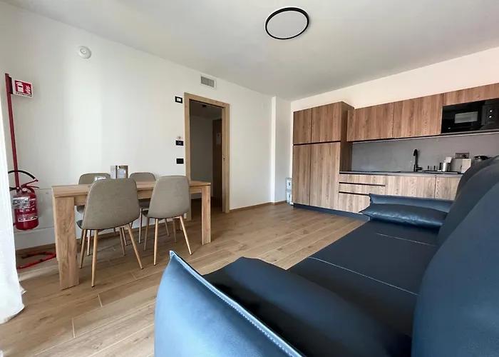 公寓 Yugogo Petrarca 1 - Bilocale Con Balcone, Centro *