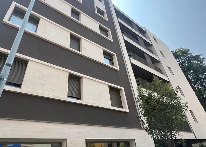 Yugogo Petrarca 1 - Bilocale Con Balcone, Centro 公寓